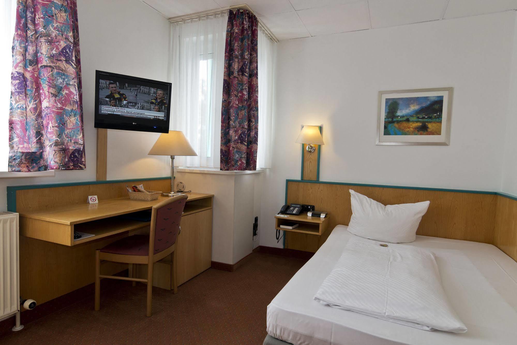 Hotel Alpha Norymberga Zewnętrze zdjęcie